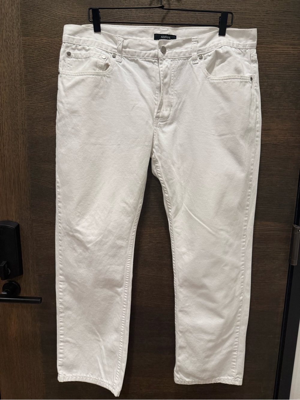 Alfani Men’s Straight Jeans in White